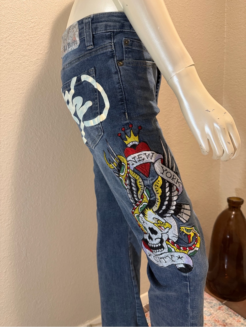 Vtg Ed Hardy NYC Eagle Skull Embroidered Slim Flare Jeans - Medium Vintage Wash